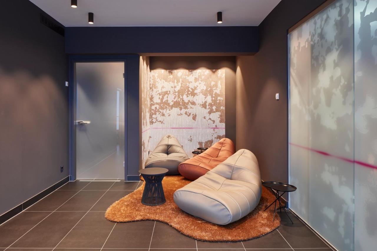 Hotel Im Leskanpark Кьолн Екстериор снимка