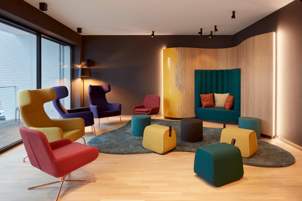 Hotel Im Leskanpark Кьолн Екстериор снимка