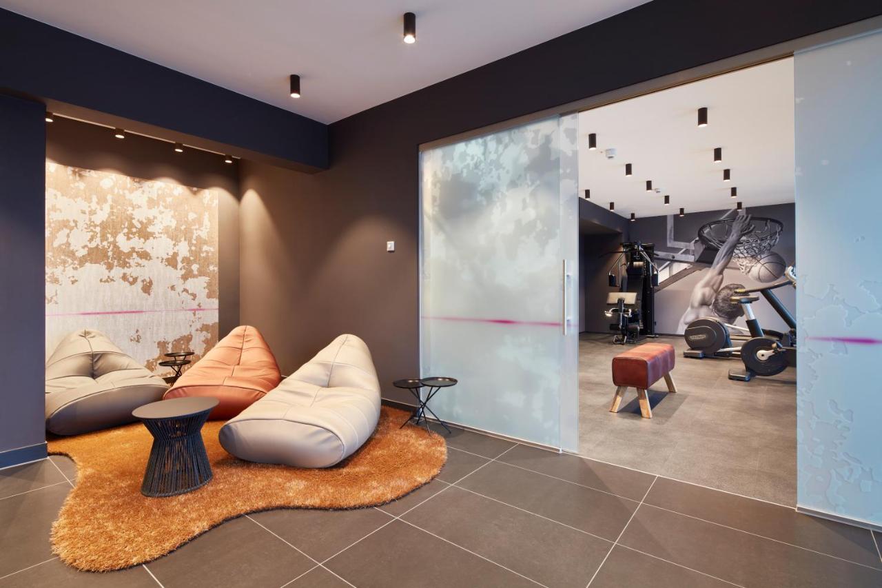 Hotel Im Leskanpark Кьолн Екстериор снимка